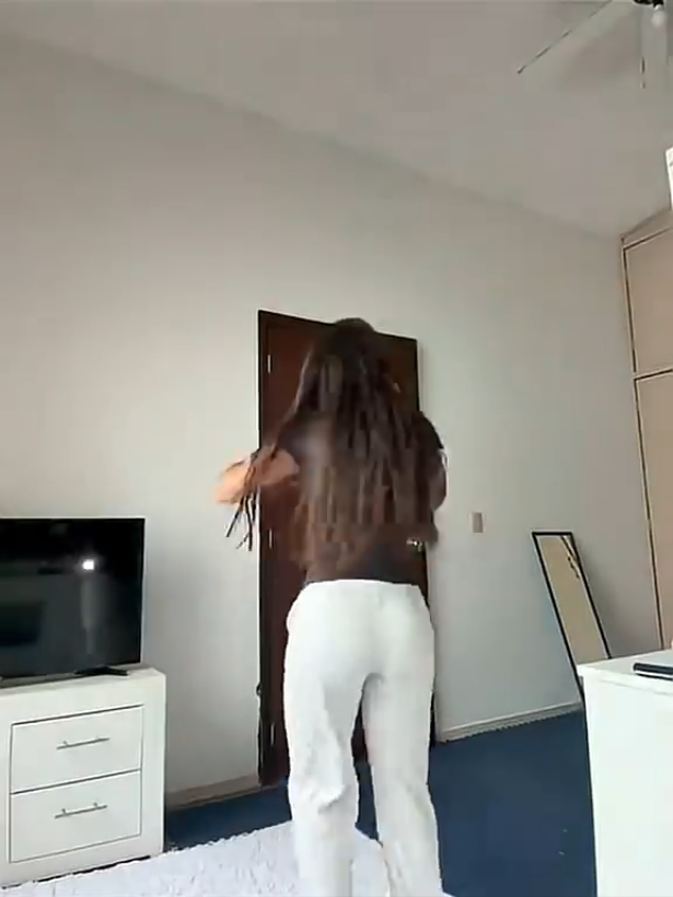 @Danna_flores_10