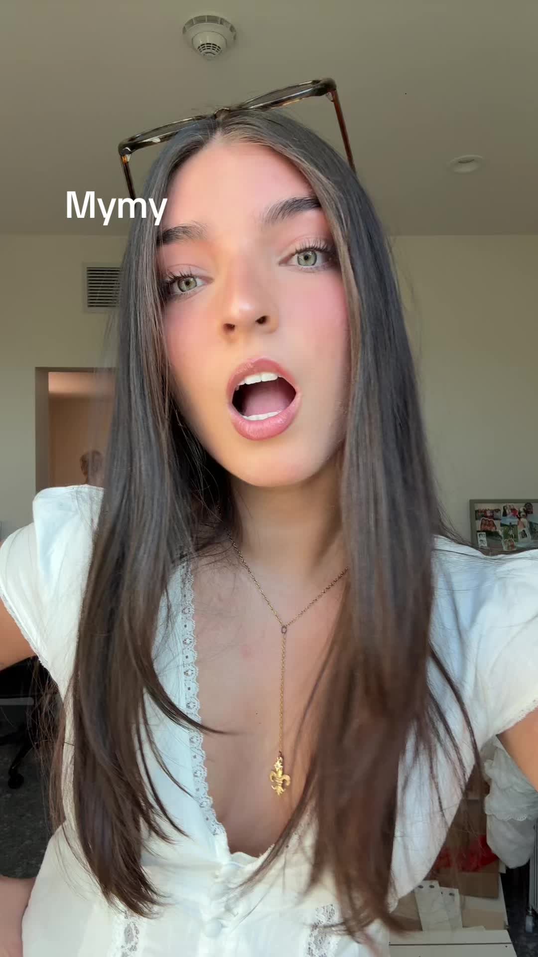 @Liv Hart