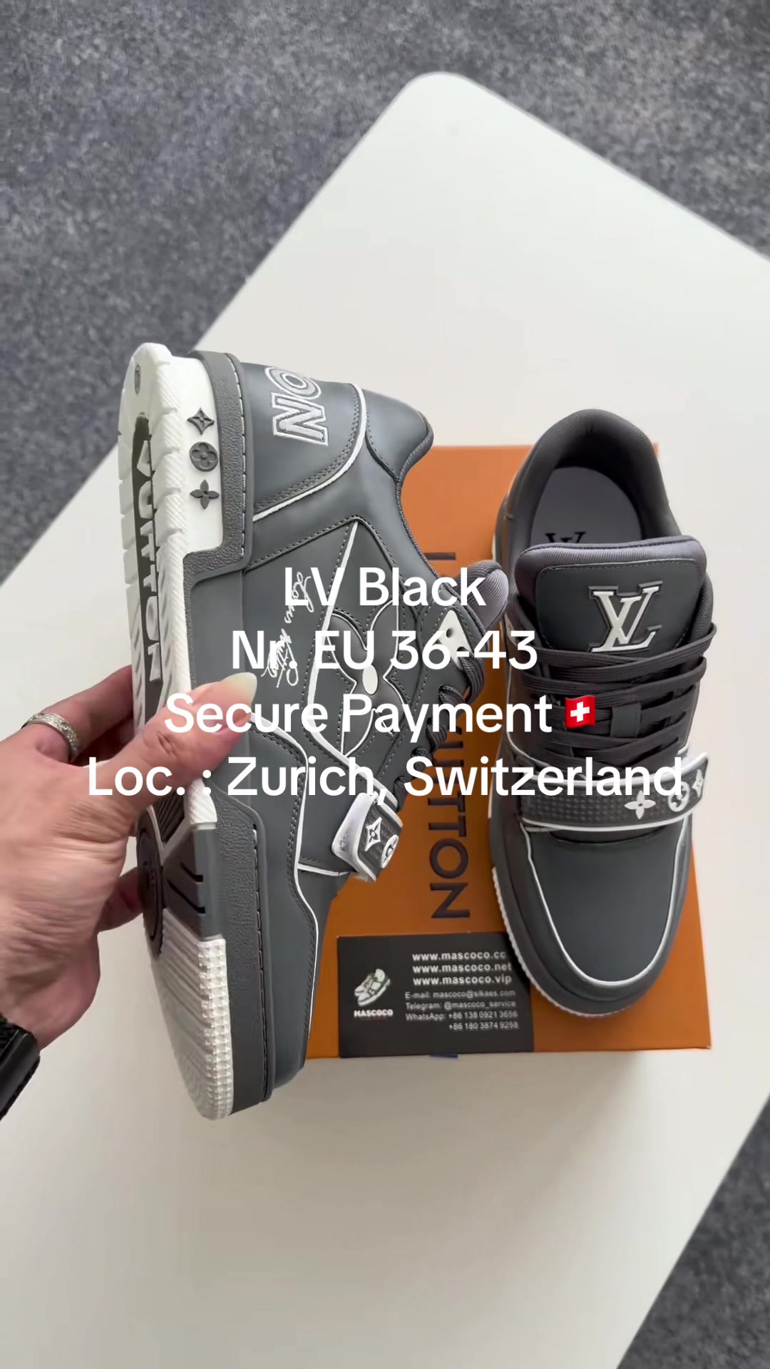 @Apex Sneakers