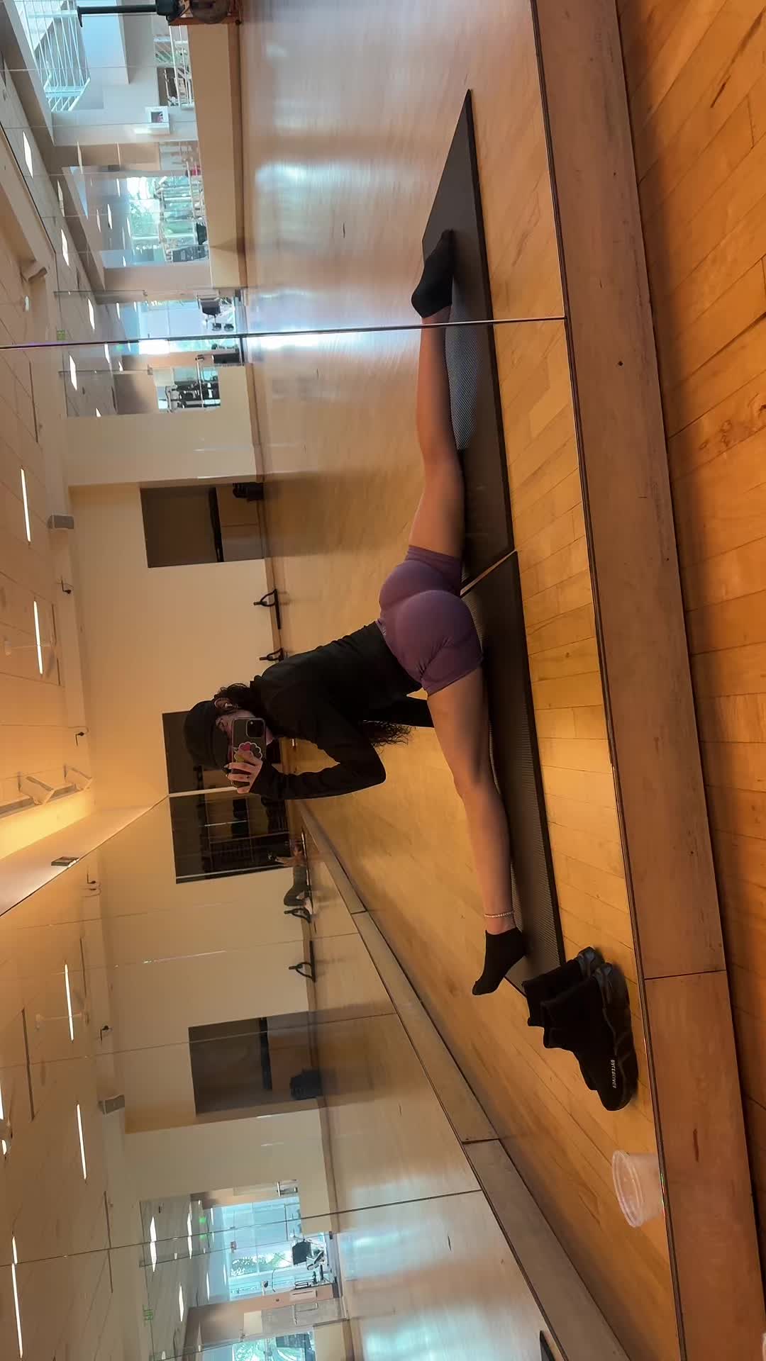 @ebelyn