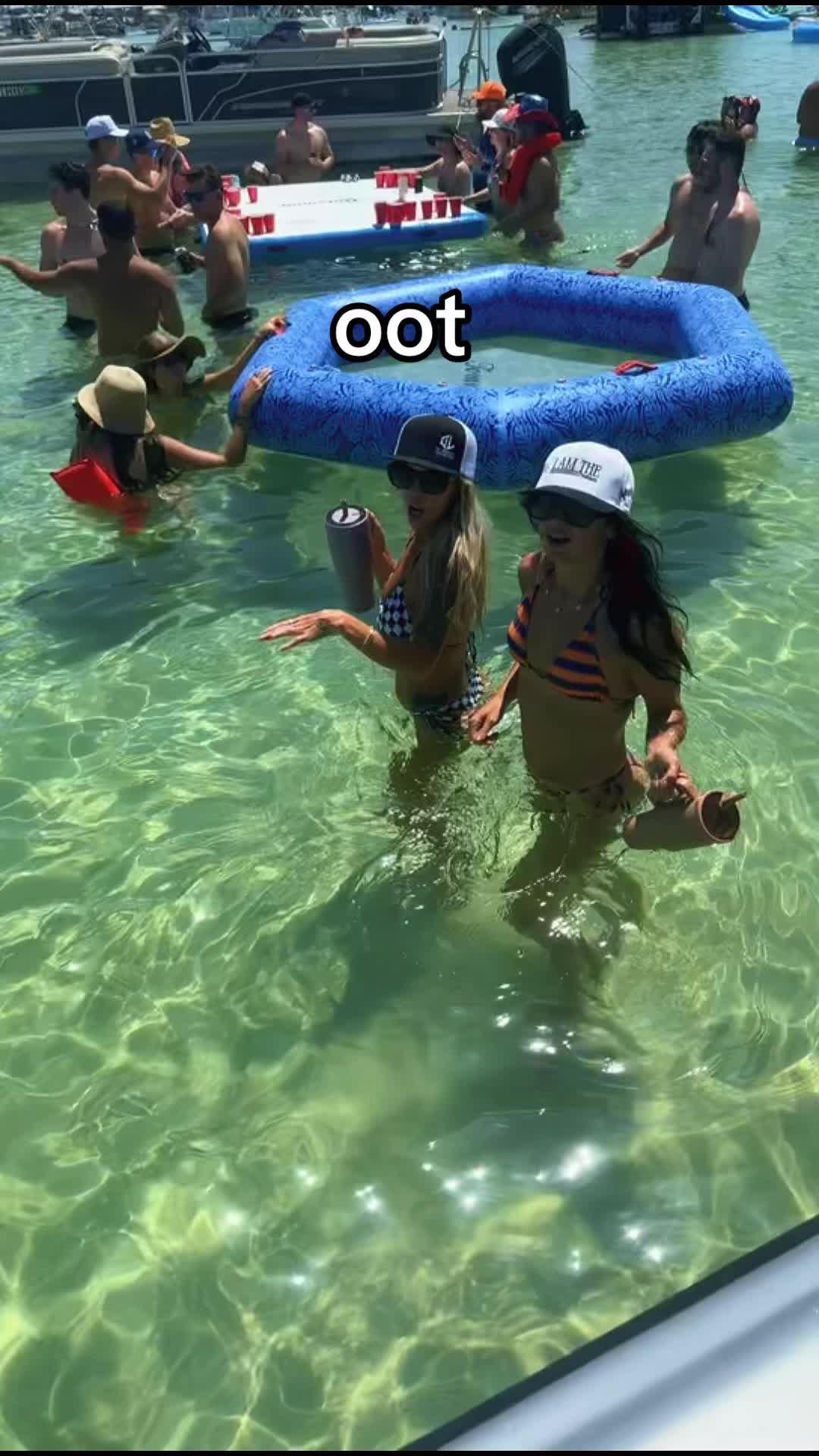 @LaaaApril🖤🍸🍒