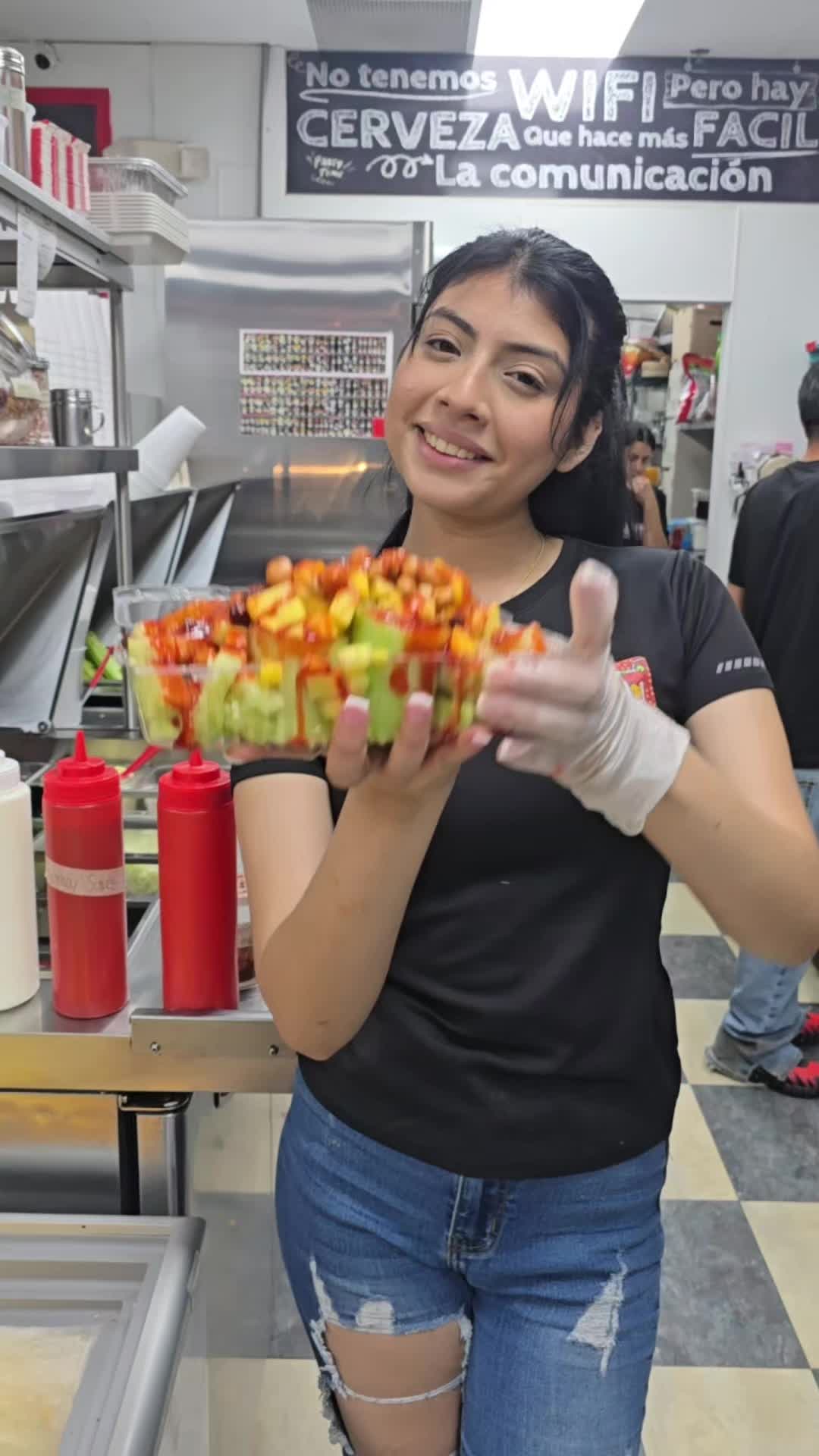 @Yummy snacks y micheladas