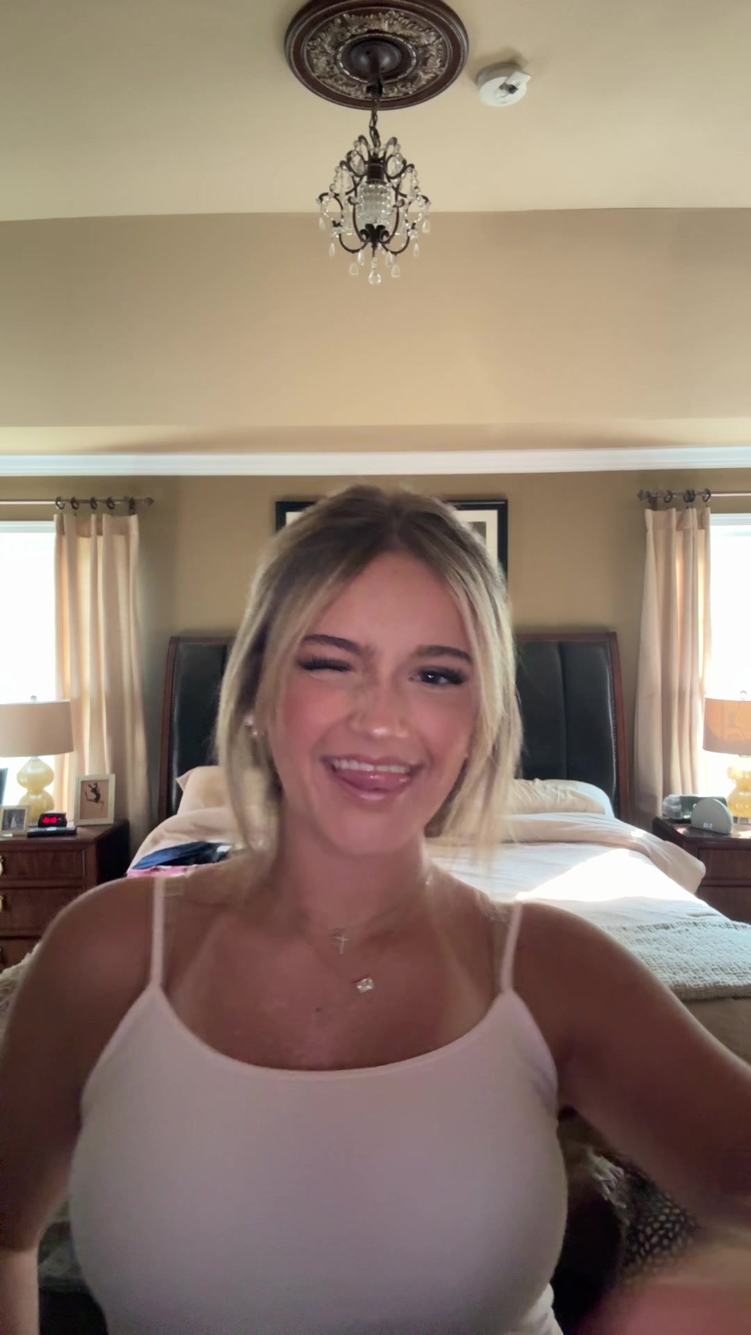 @ella