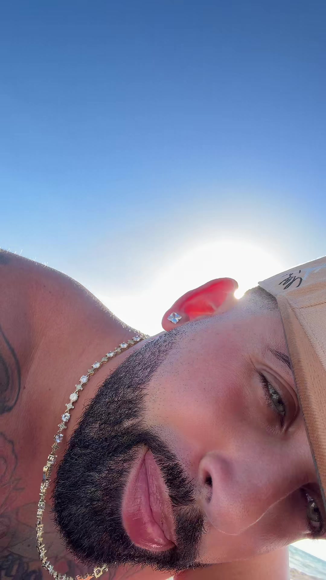 @the_cuban_nick🍓