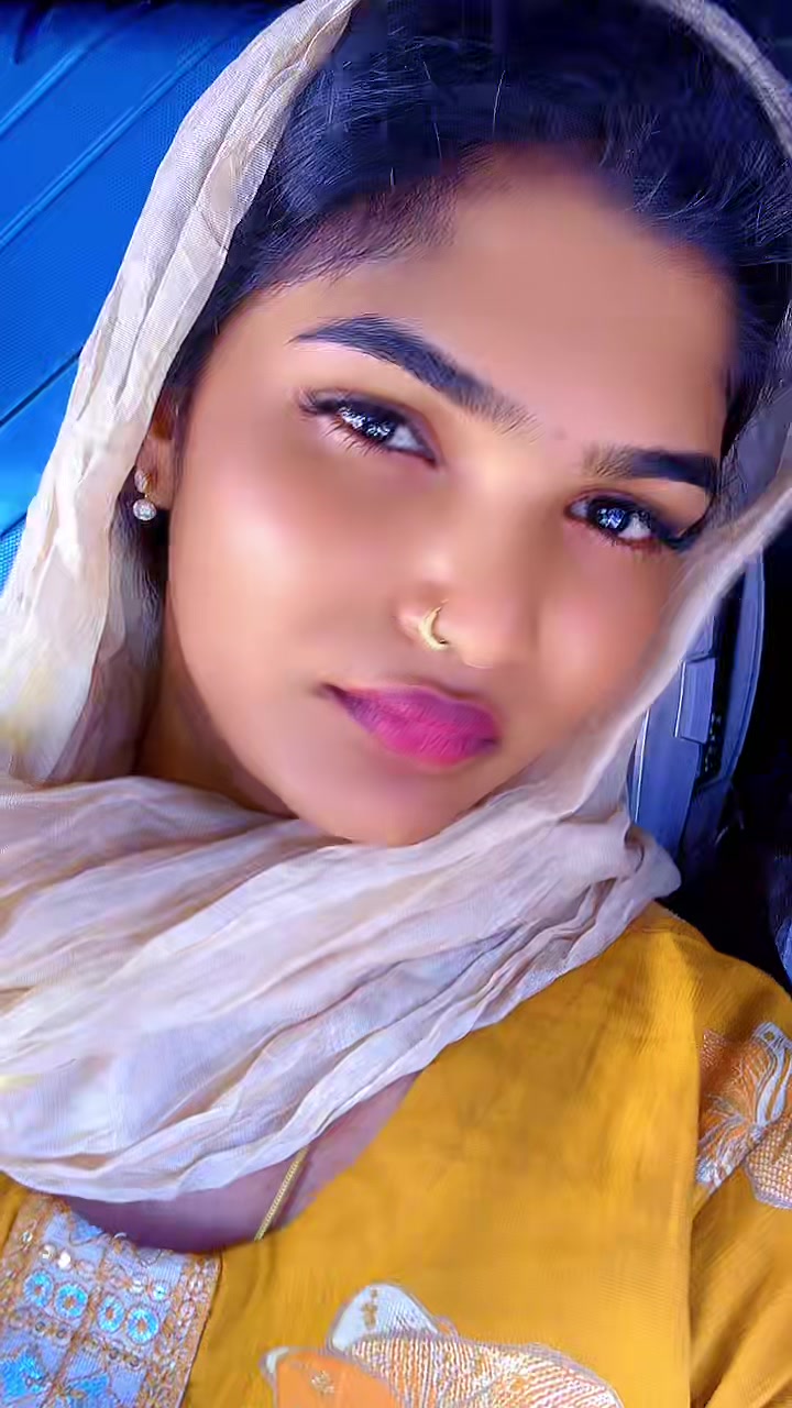 @கள்ளி ராணி 👑🥰🇨🇭