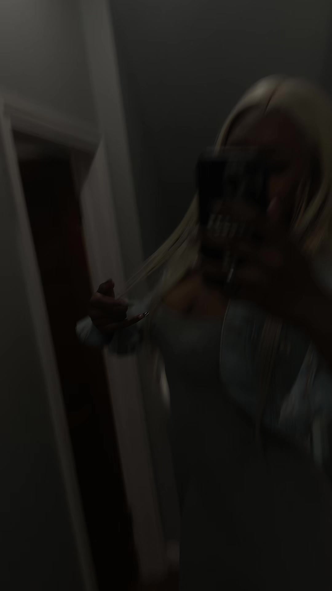 @️
