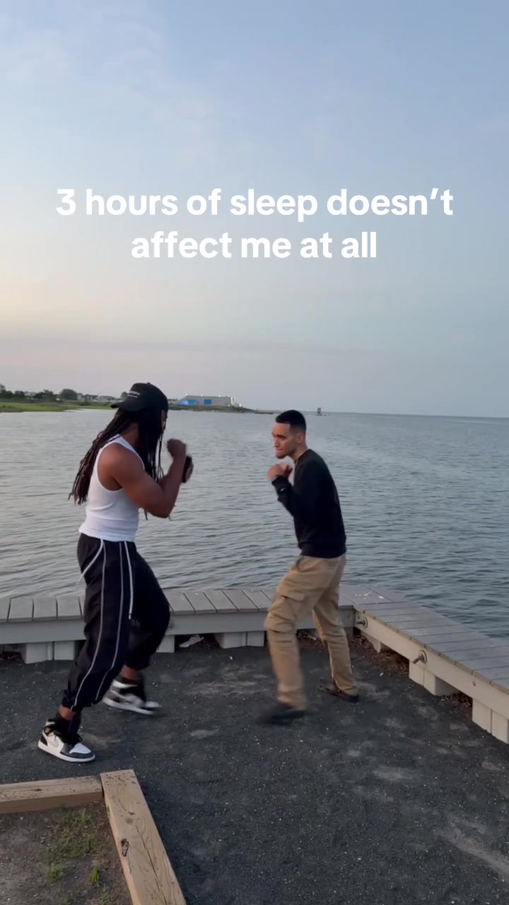 @Izyblatt_World