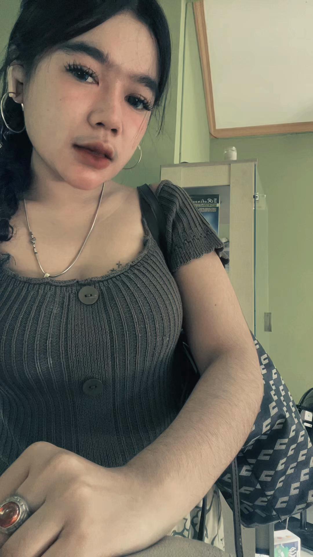 @adindanizza_