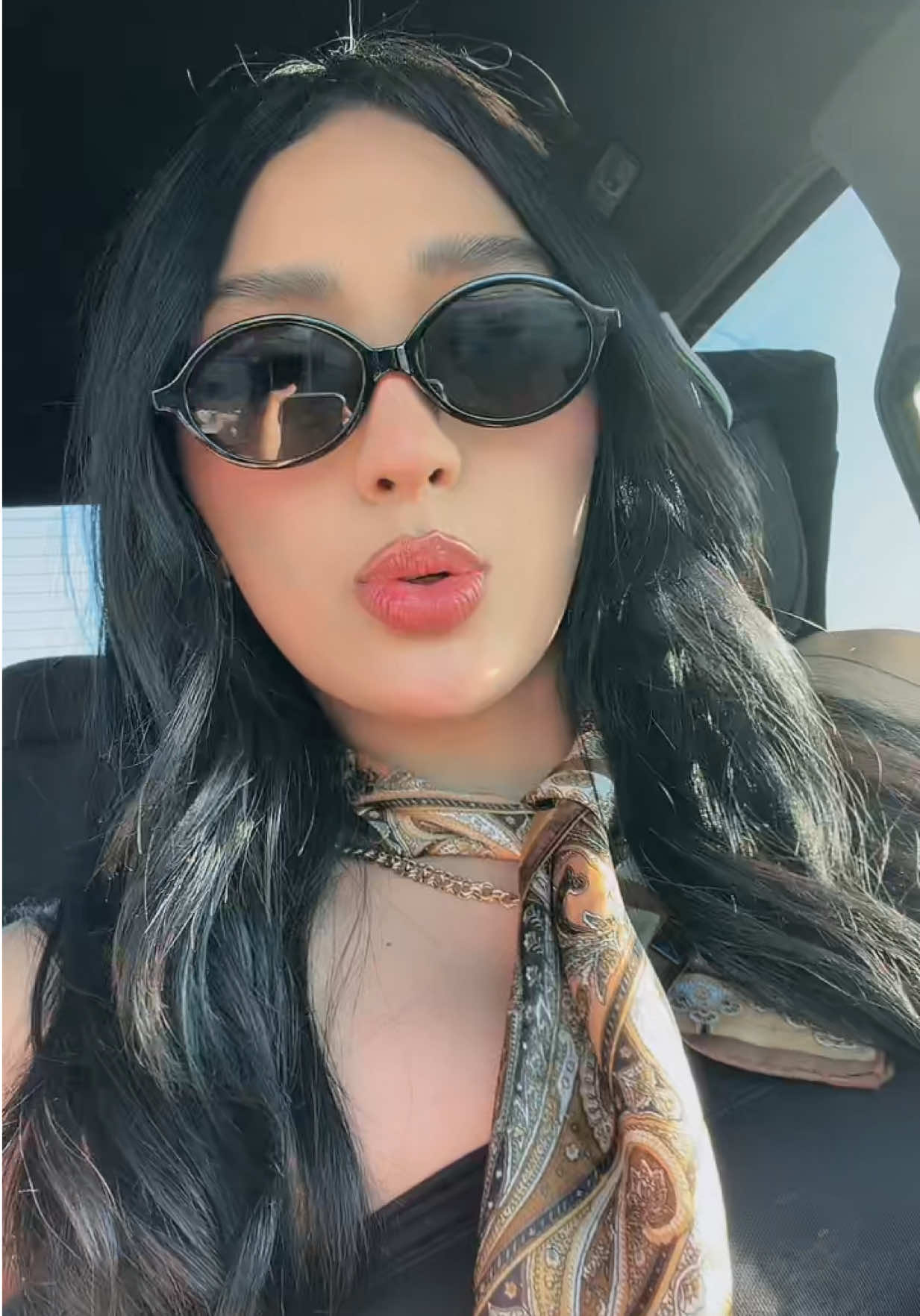 @yanelyzavala