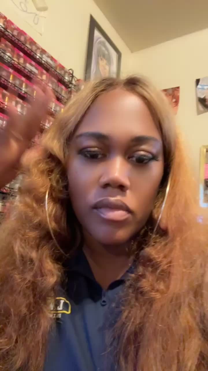 @The_Real_Lo