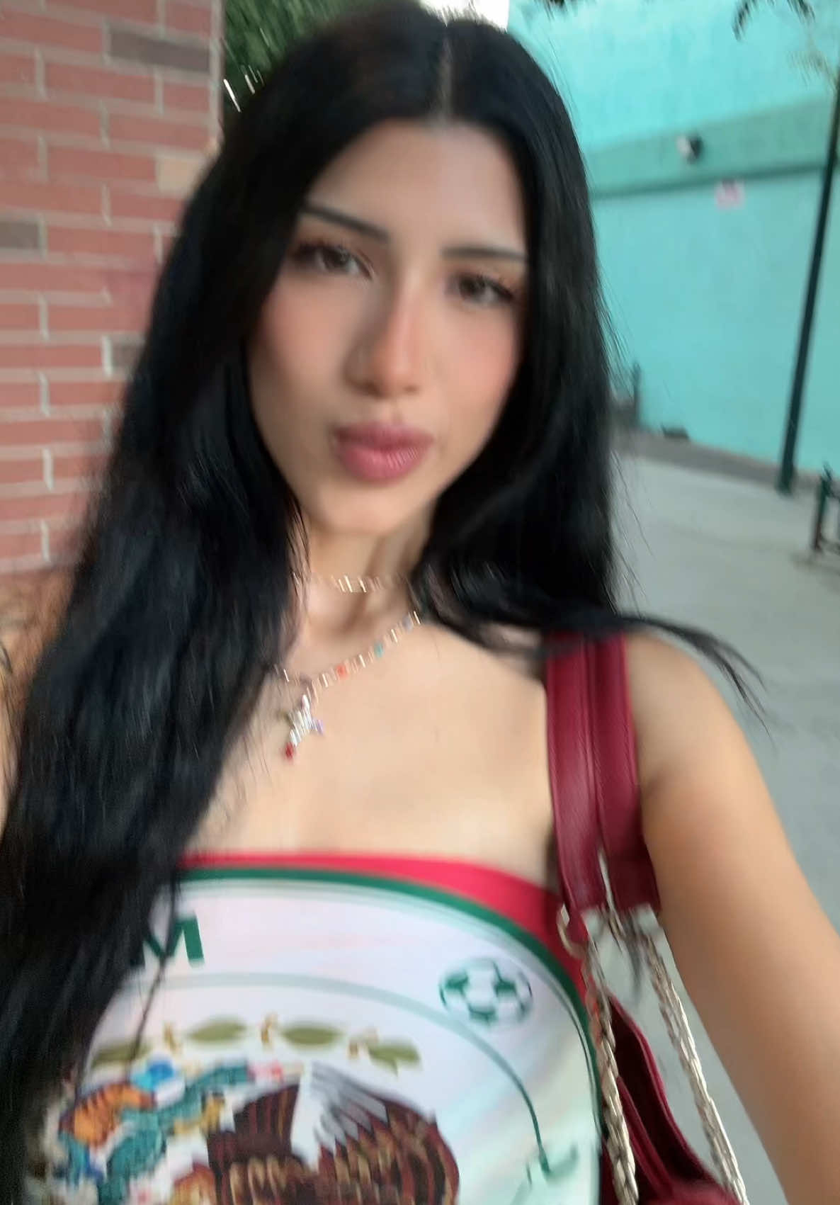 @Nicole