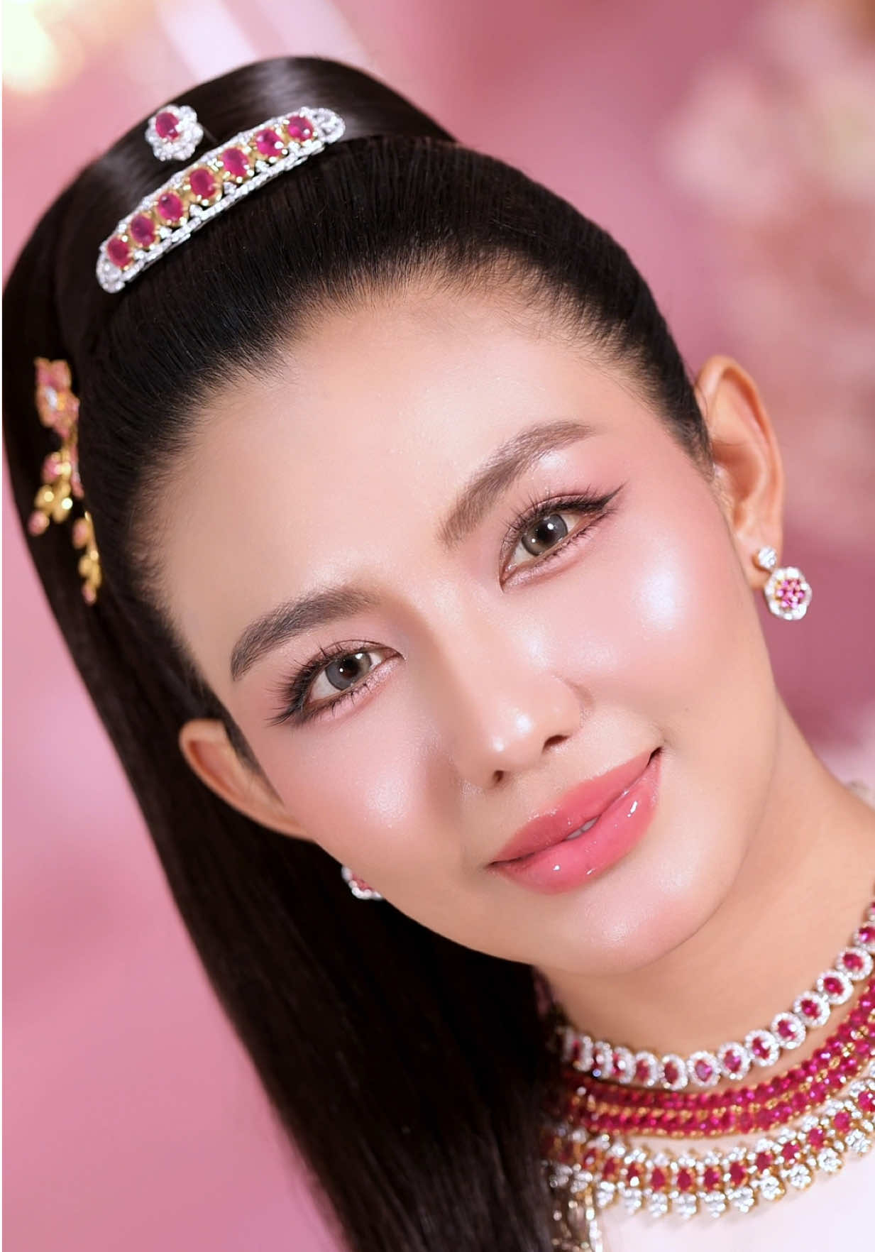 @May Myint Mo Official
