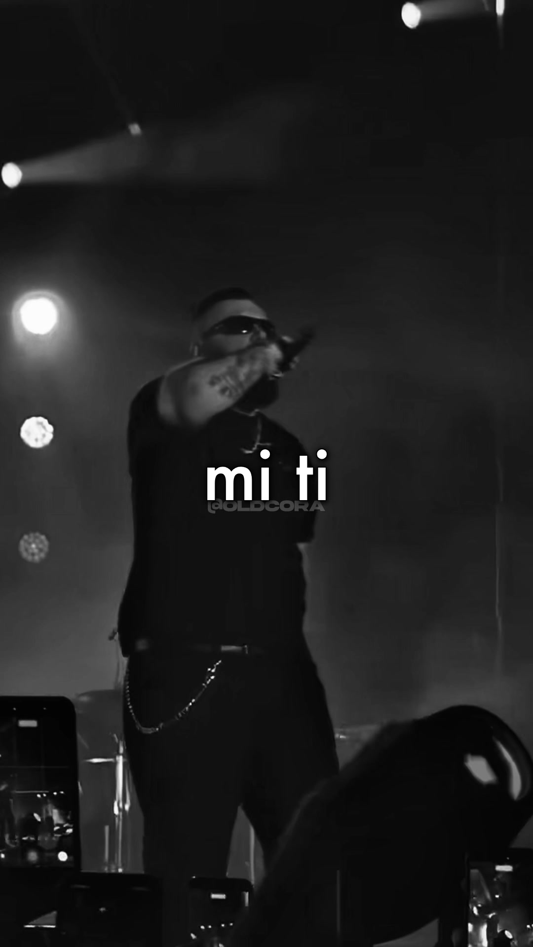 @🦅