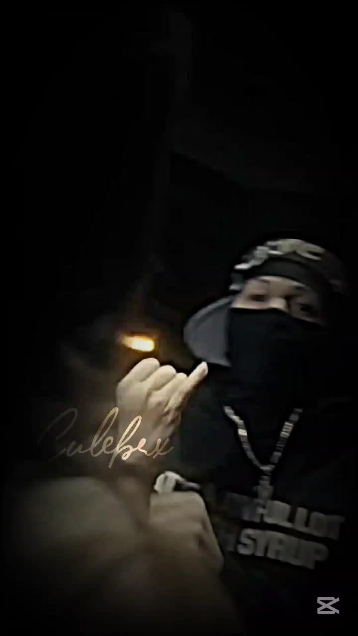 @༆✯𝓒𝓾𝓵𝓮𝓫𝓻𝔁✯༒🧤💚🍍