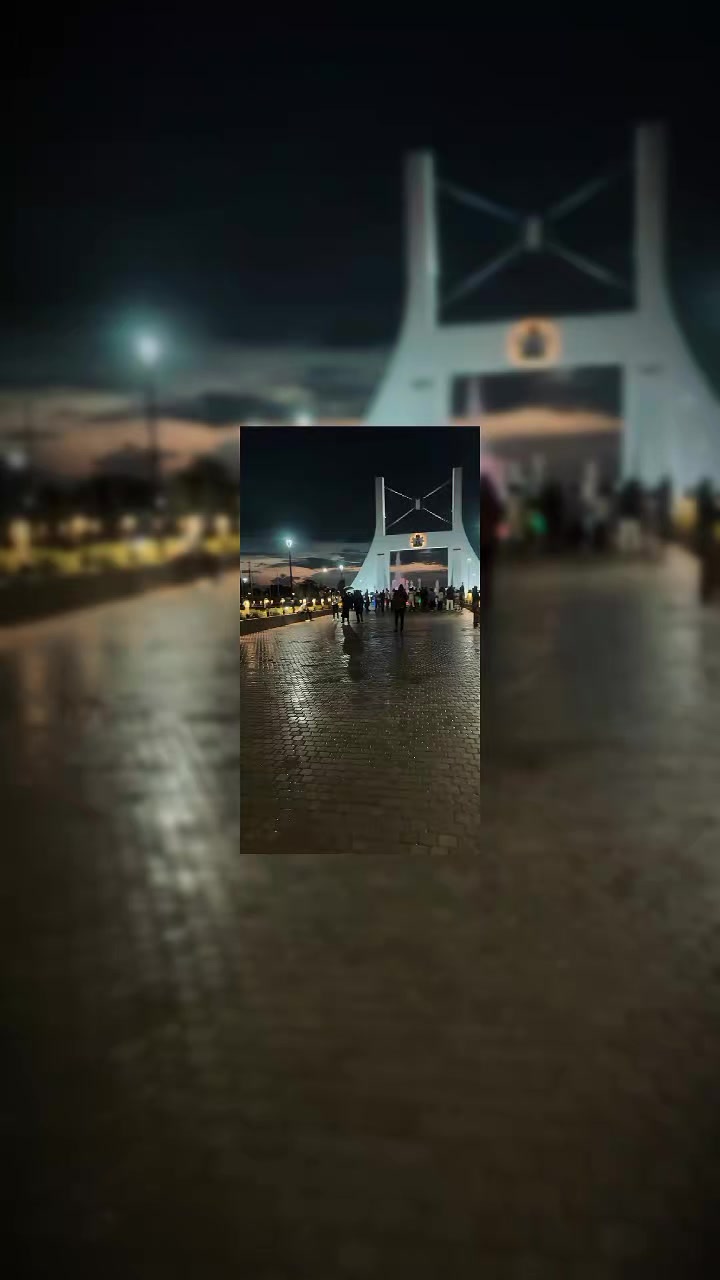 @Julia🦺🛍️