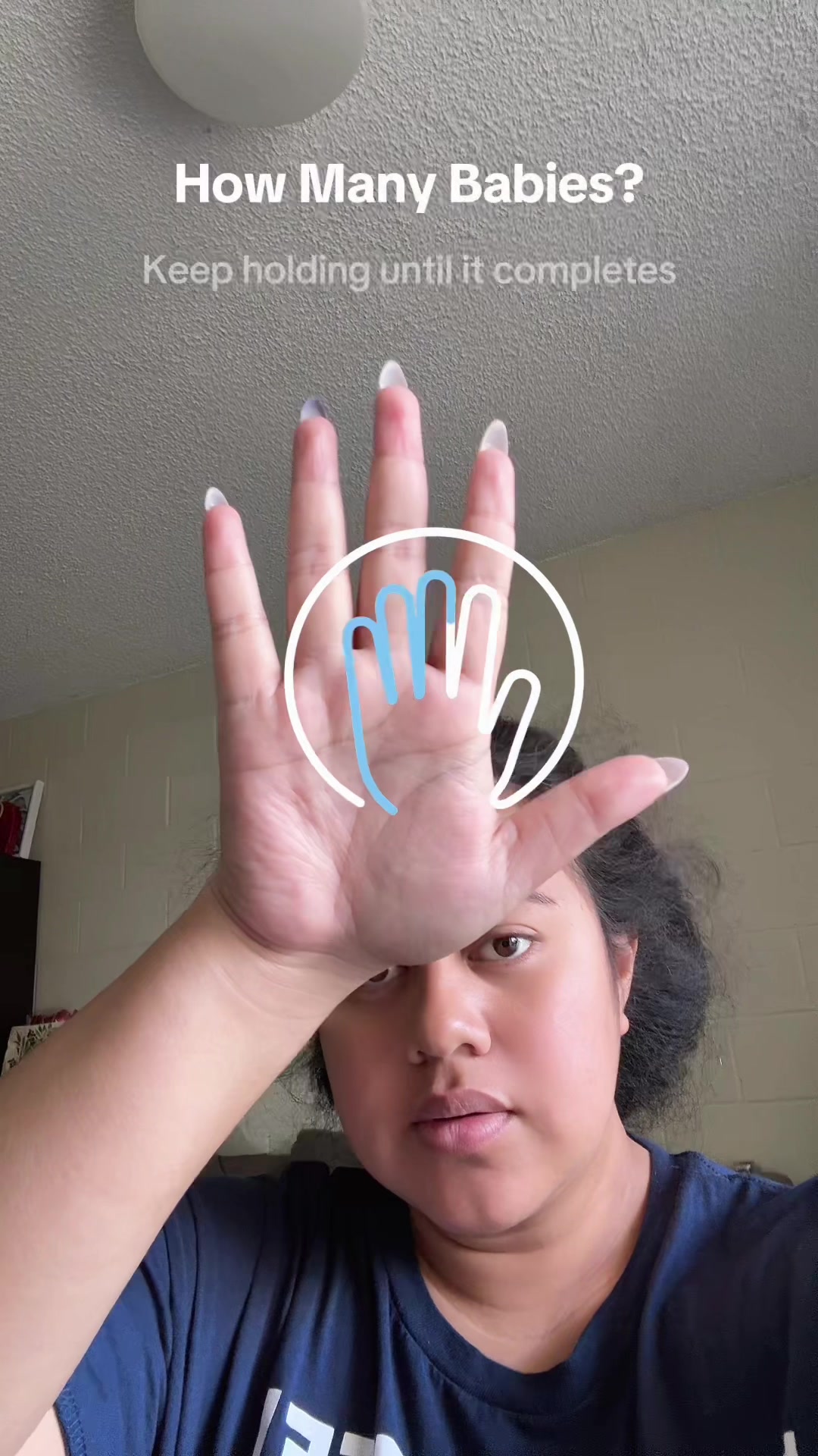 @lealaroslynn