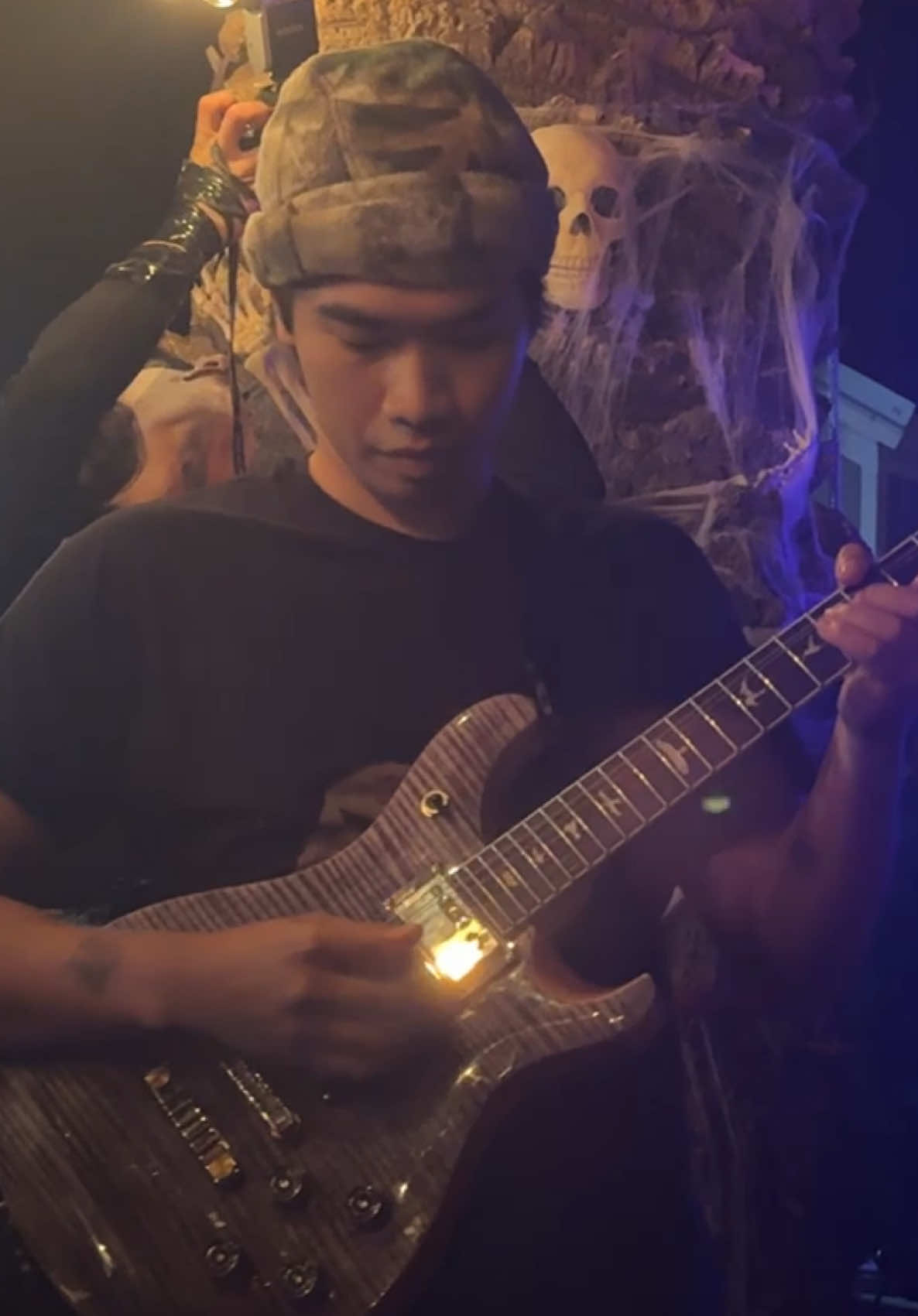 @Guitar Tickler &trade;️