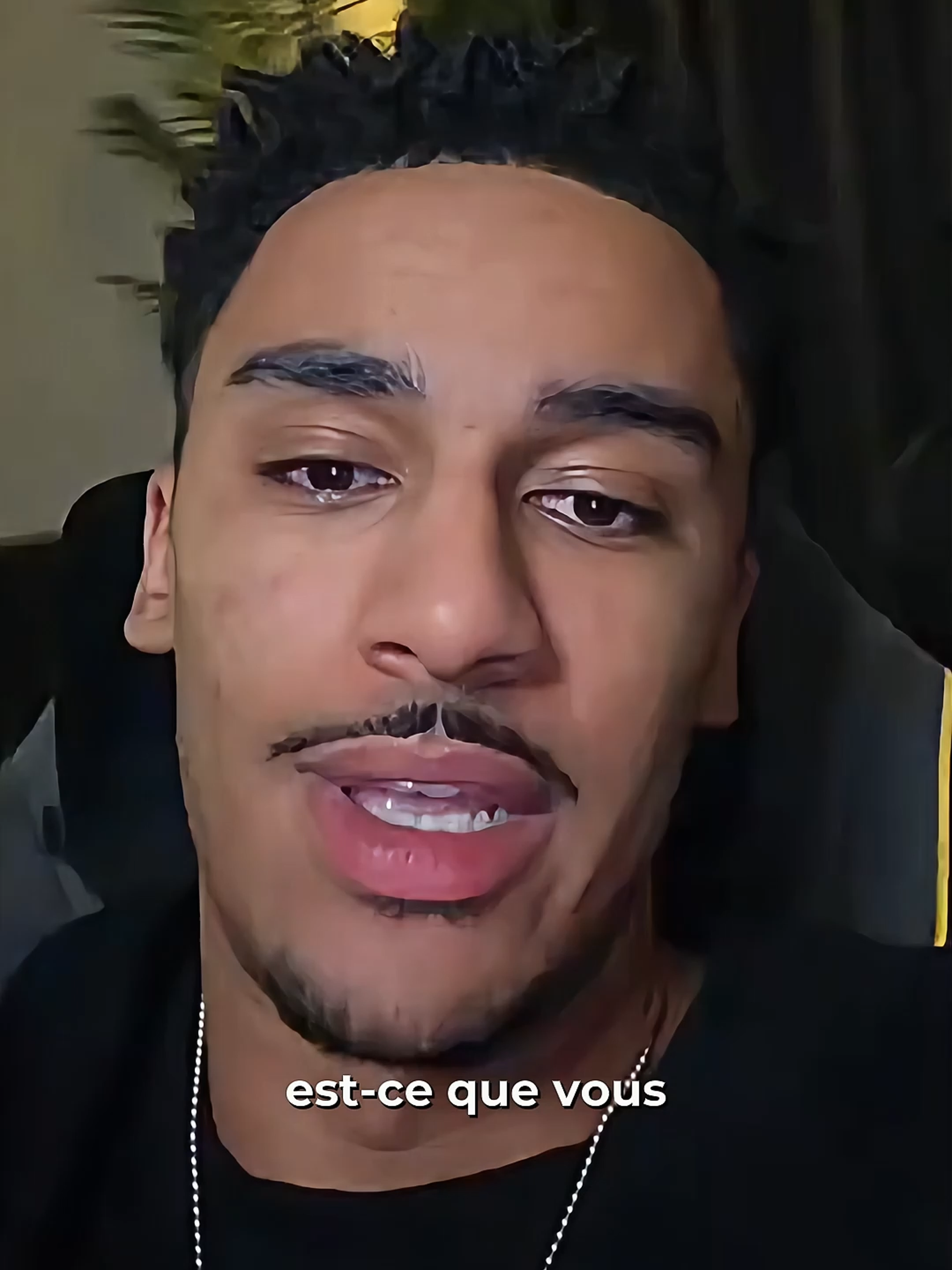 @Kéo