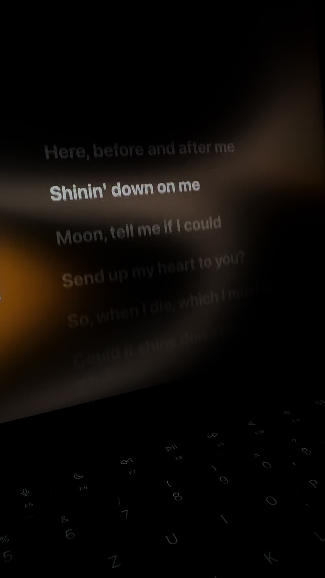 @𝐌𝐮𝐬𝐢𝐜𝐥𝐲𝐫𝐢𝐜𝐬