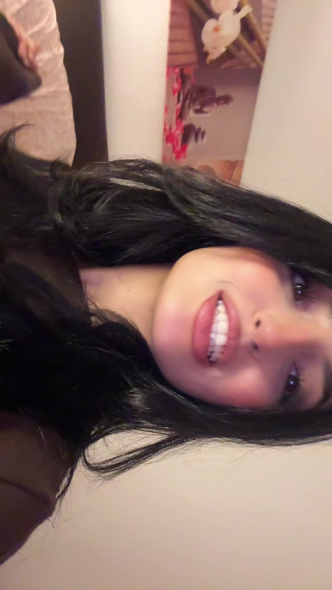 @momo