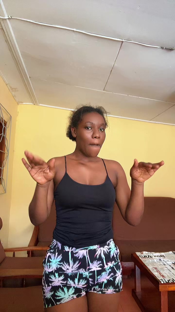 @naomieprecieuse01