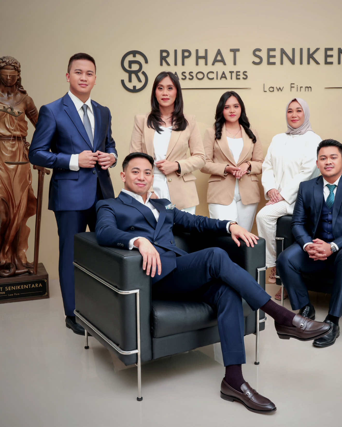 @Riphat Senikentara