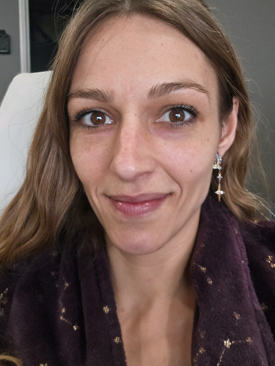 @Jessica - Golden Threads