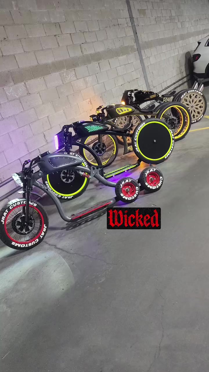 @Jrat Custom E-Bikes