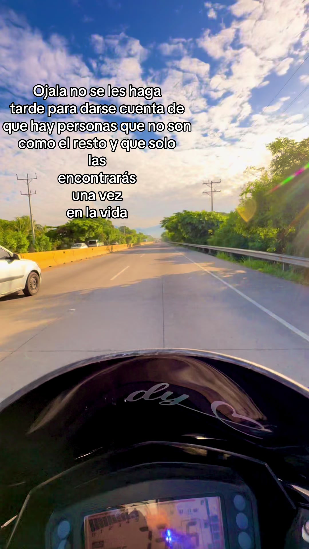 @Adiel Vásquez๐ซง