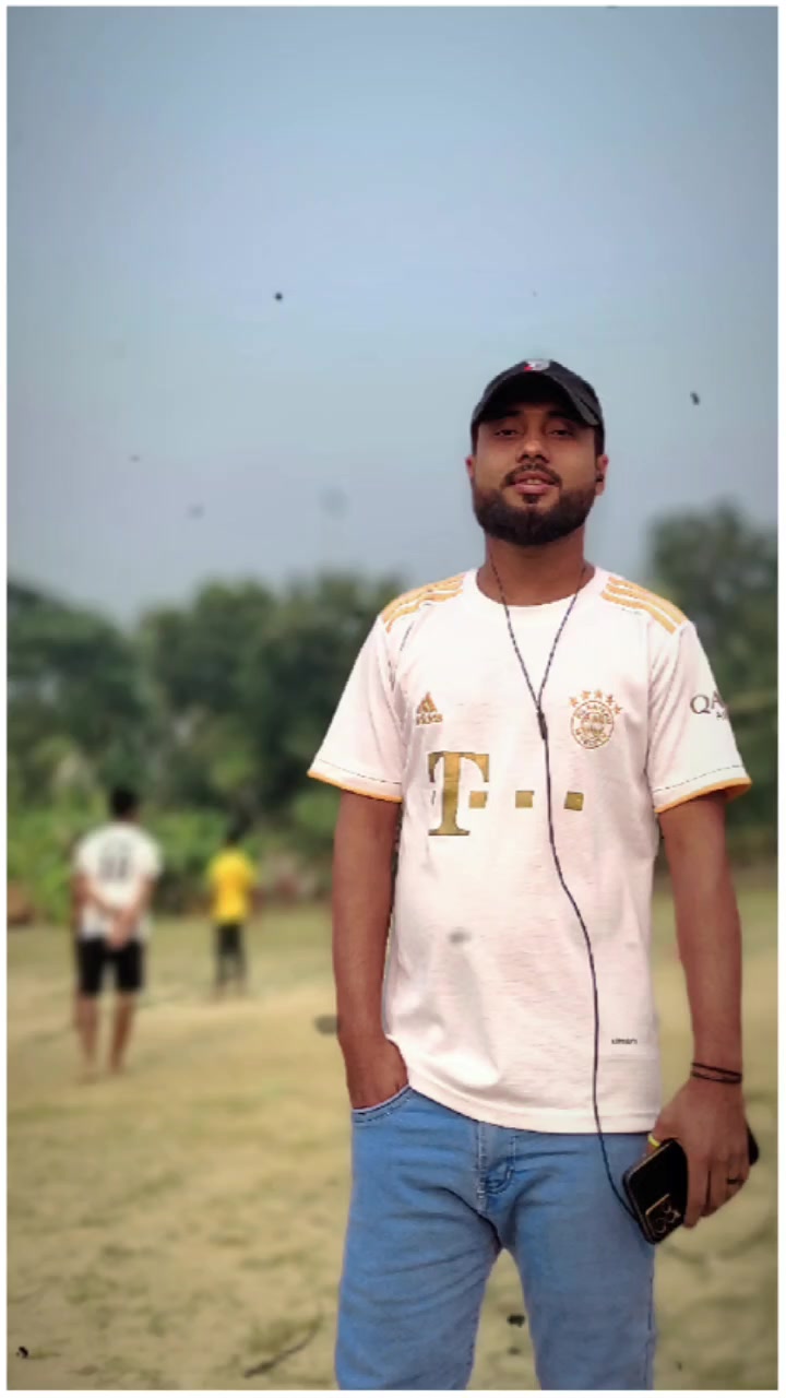@মধ্যবিত্ত জমিদার 🥀❣️