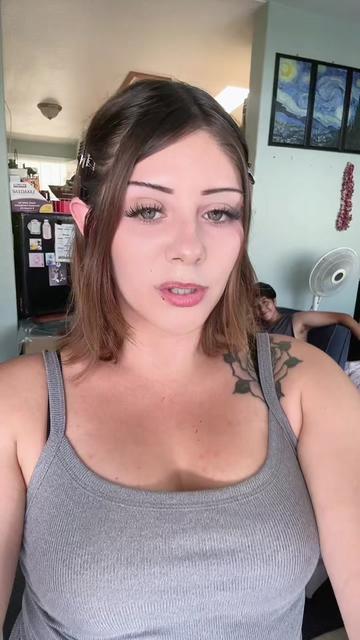 @adriannagarcia117
