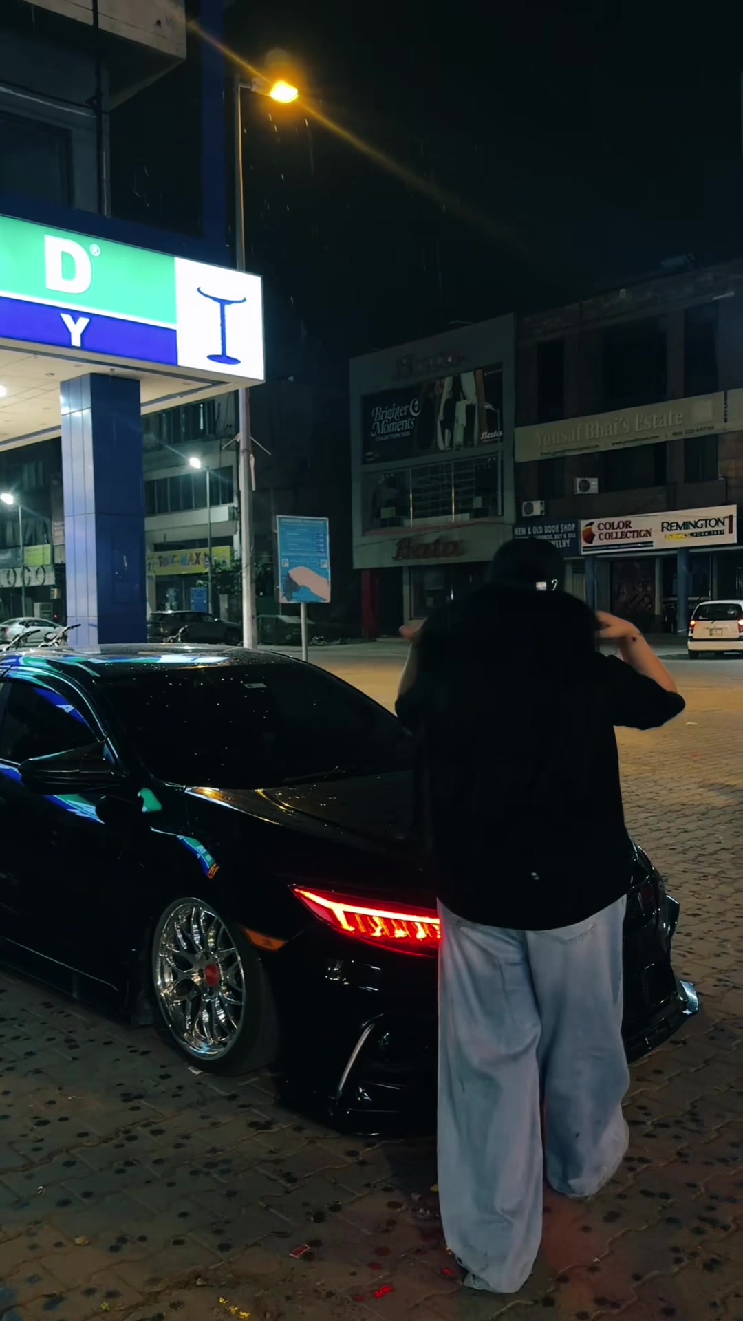 @Arooba