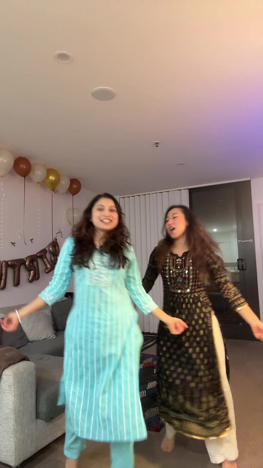 @रक्षा🪷