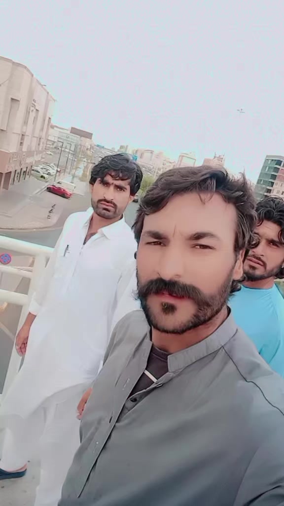 @King Badshah/isi