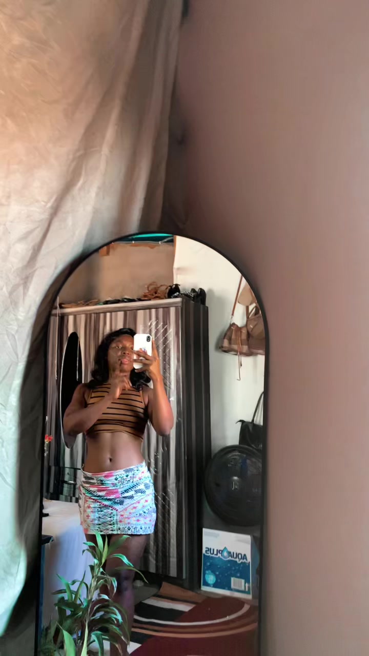 @Ângela Virgílio 🌒🌕🌚🌝🇲🇿