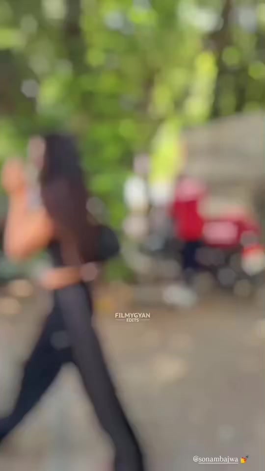 @sonam bajwa official ✅