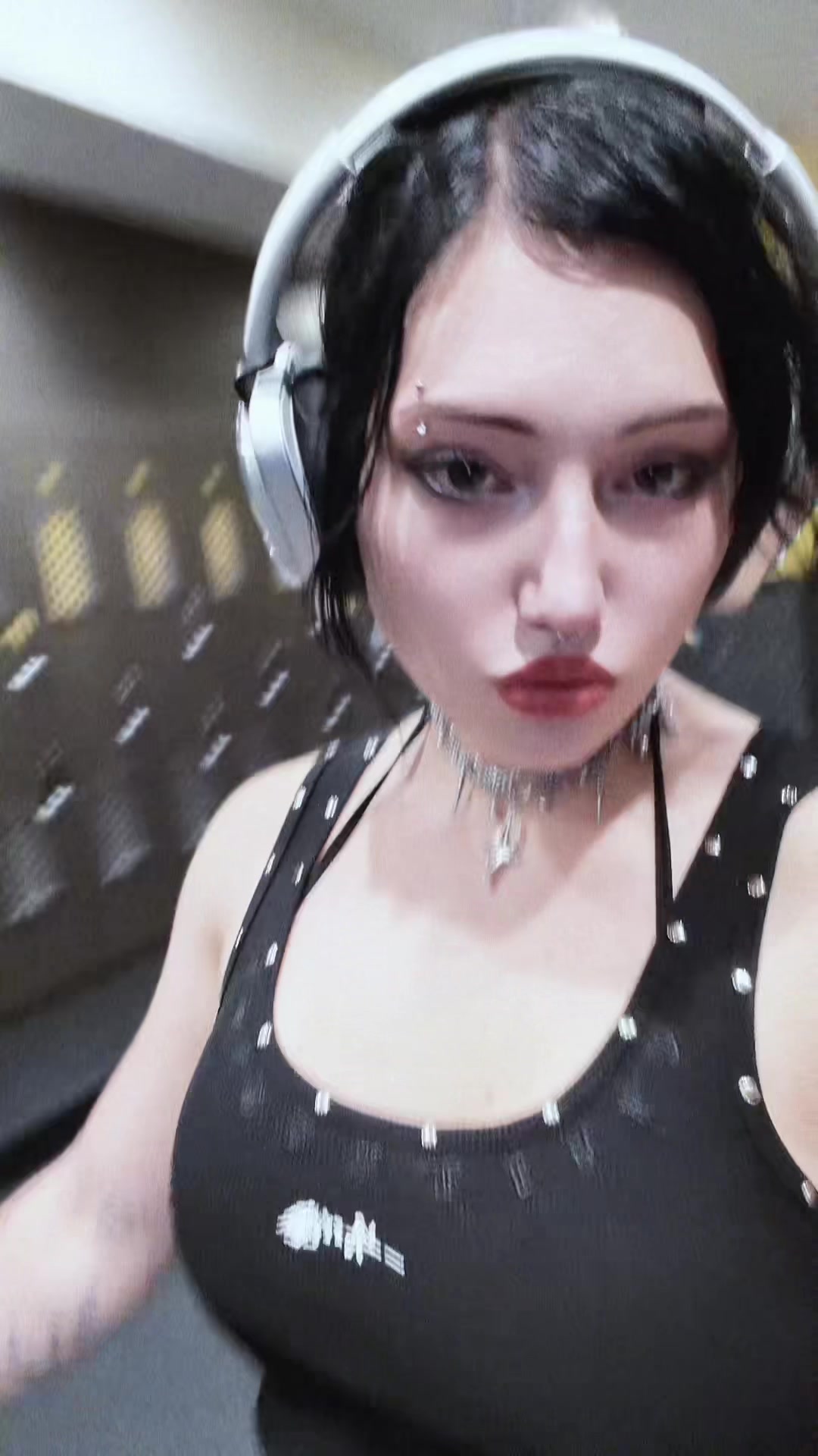 @c4l4st4