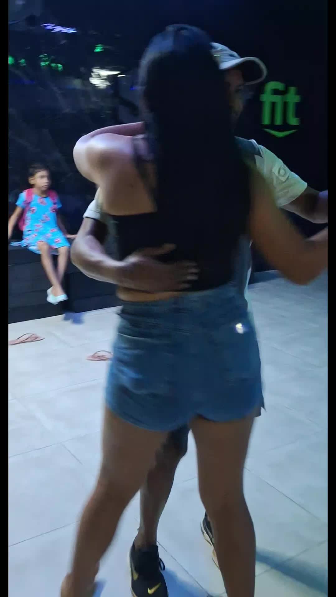 @camily Gonçalves
