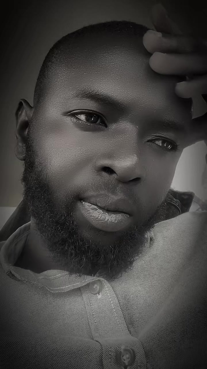 @Angline 🇺🇬
