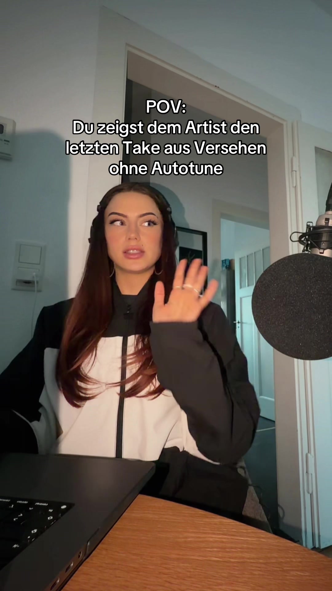 @LIÄN