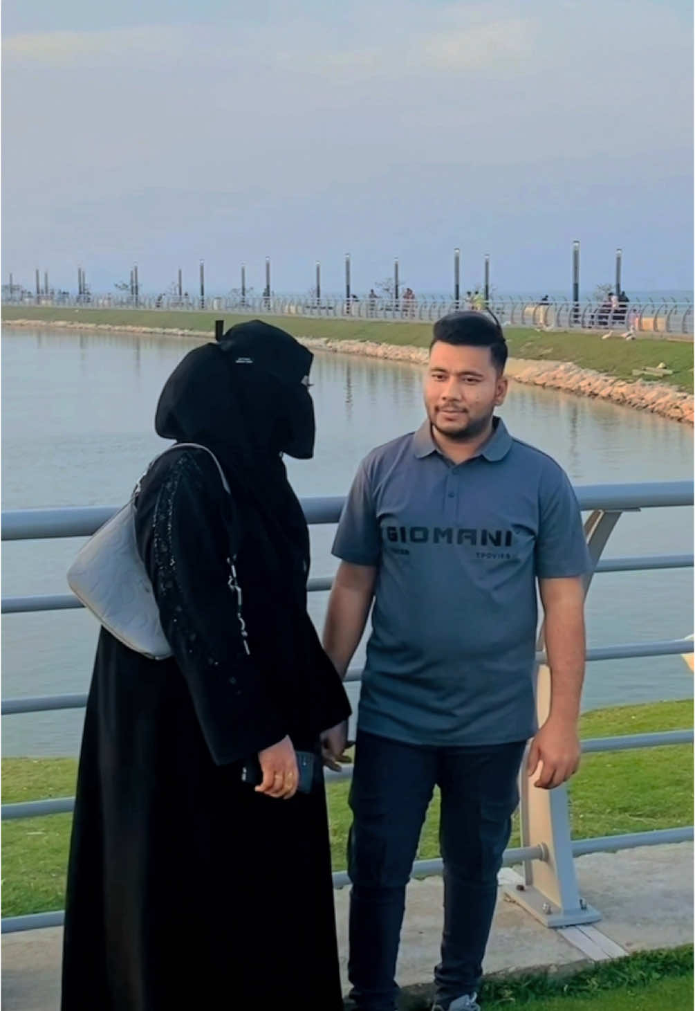 @Megha🇸🇦