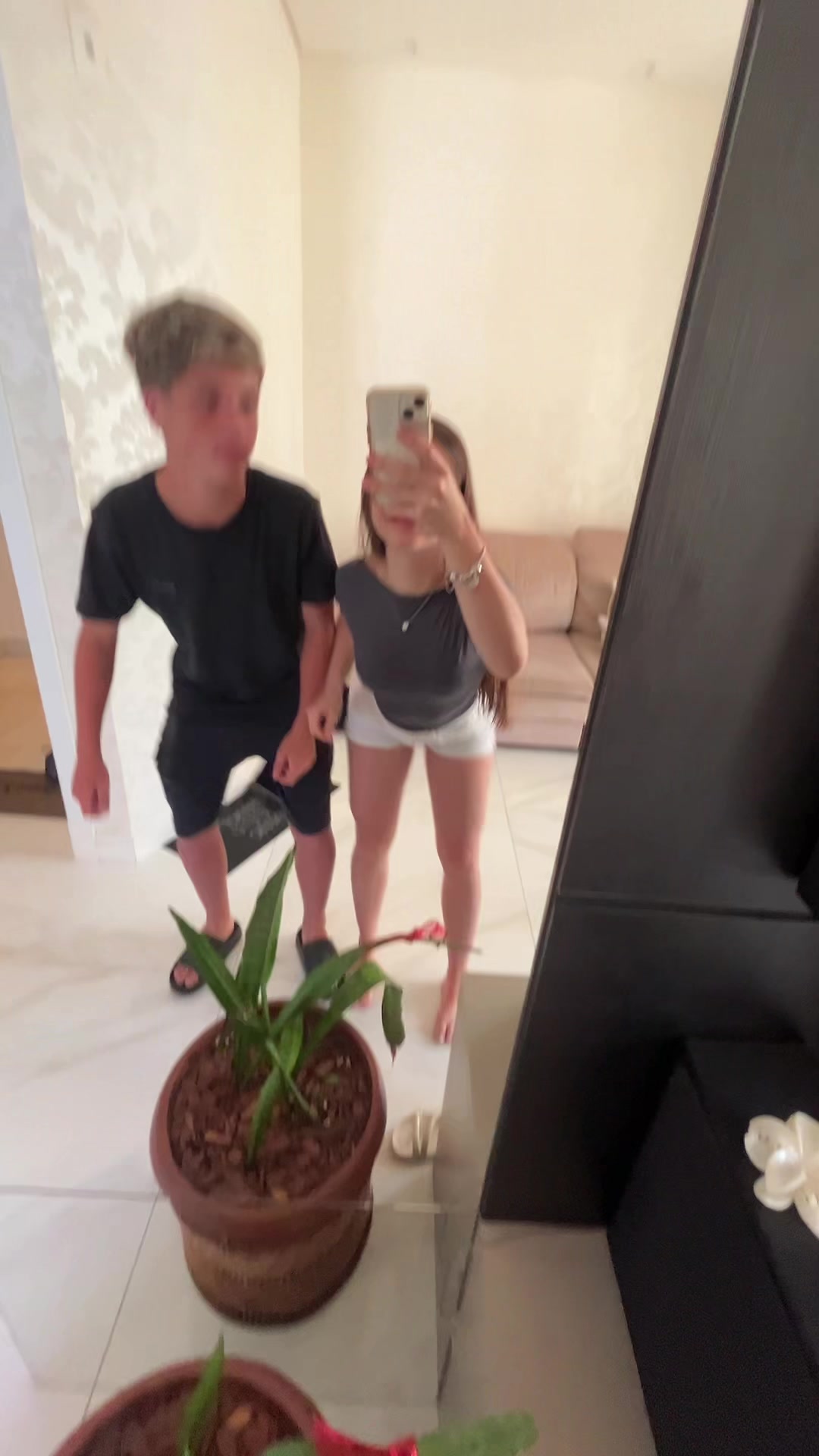 @dudinhawg_