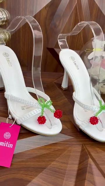 @Queeny closet