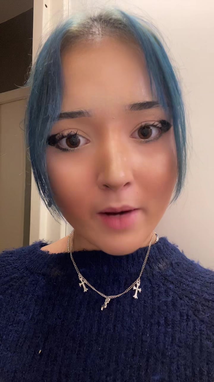 @sashavlt_