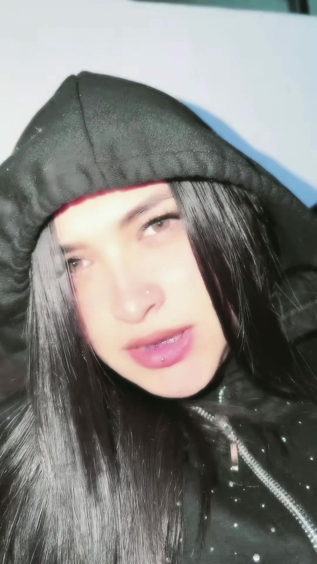 @Alejandracaripar_