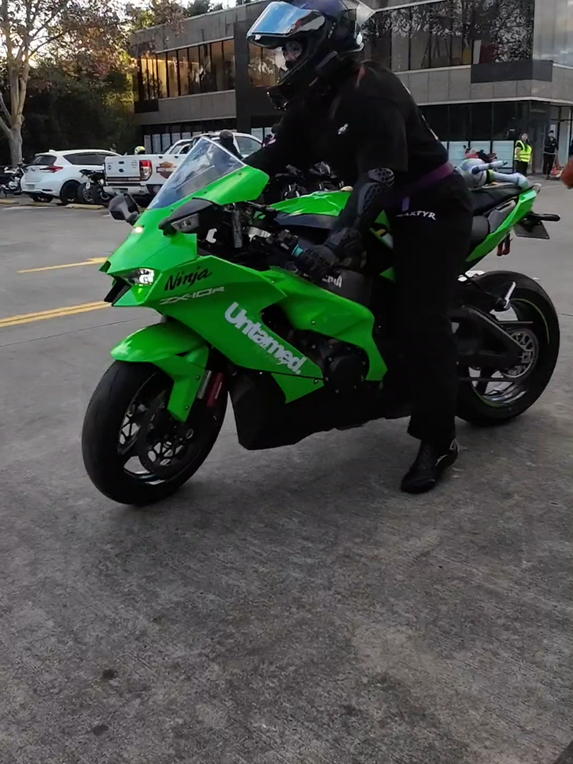 @FrankTriple Moto