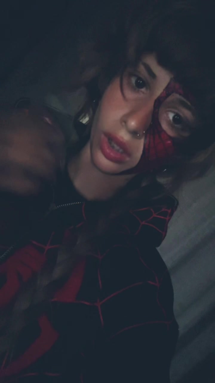 @R9