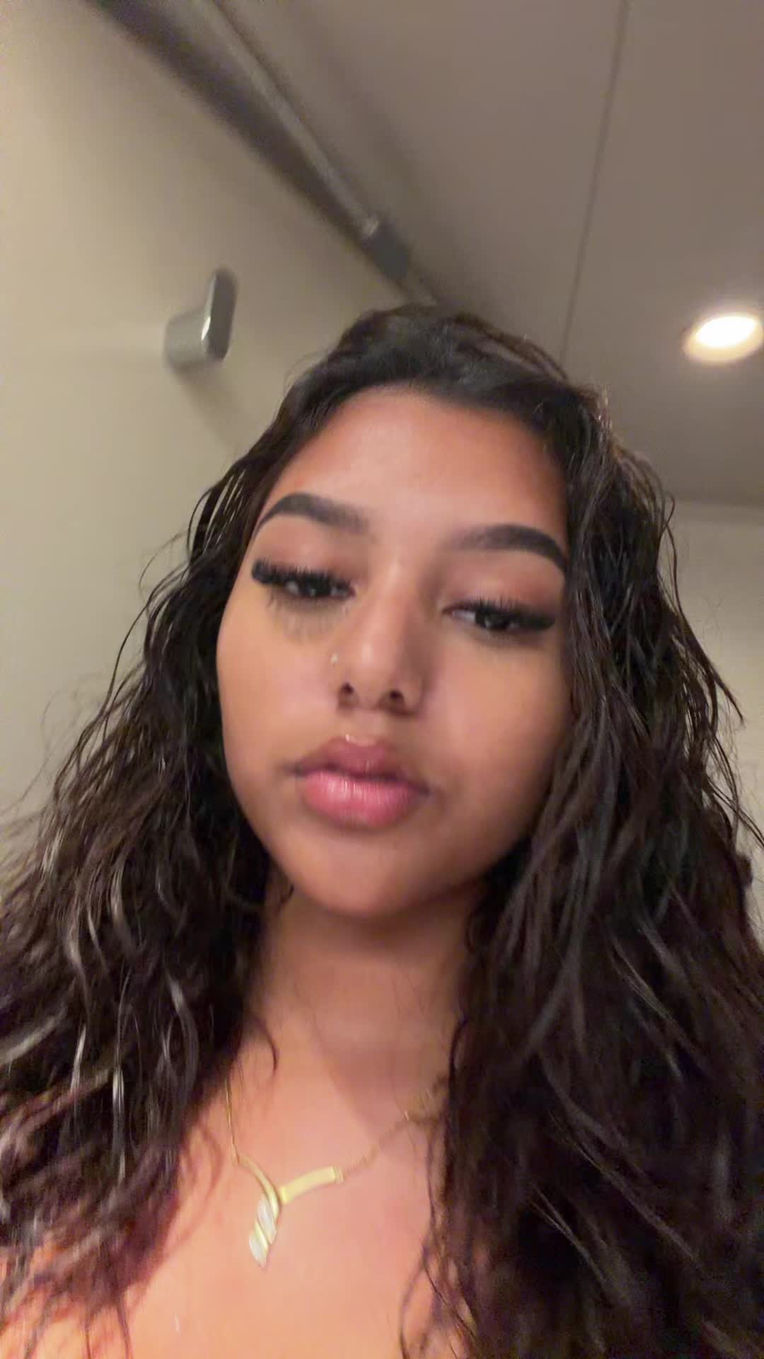@Theyluvv.jobana