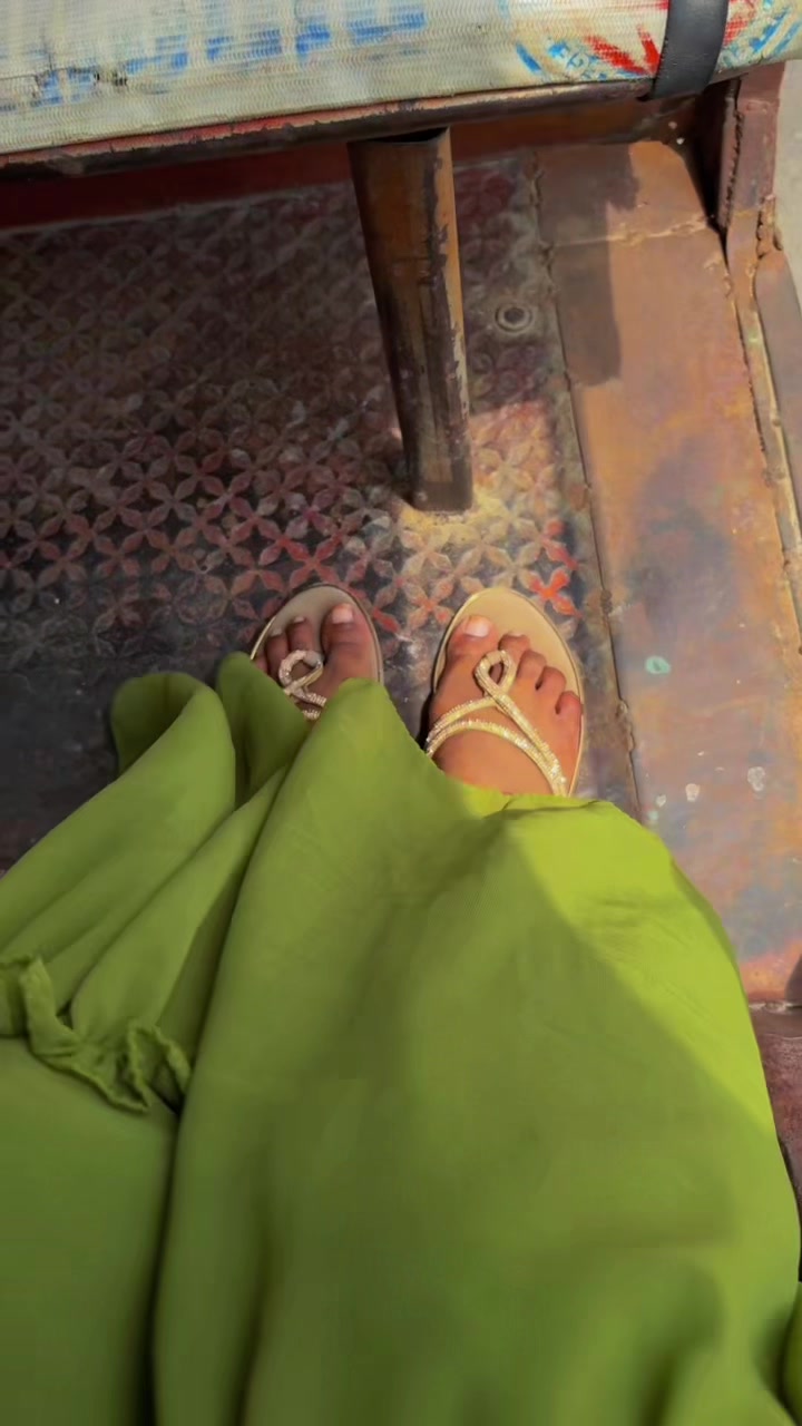 @ANJU MAHATO 🦋🕊️