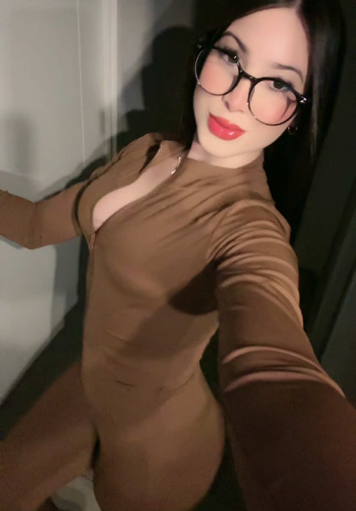 @Ashley Valentina💕